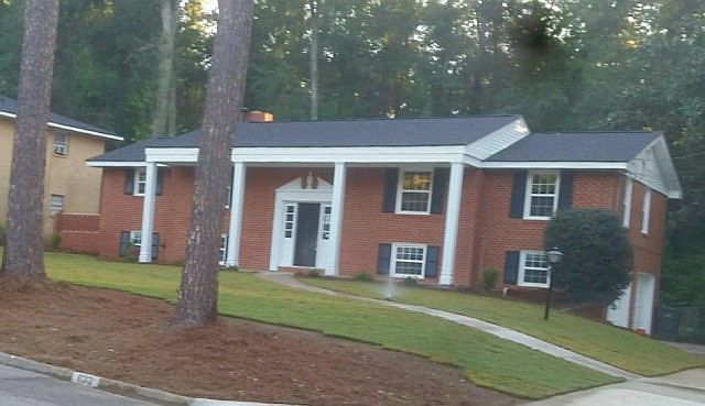 1st image of 633 Canterbury Dr