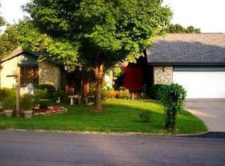 158 Eagle Ridge Ln, Branson West, MO 65737