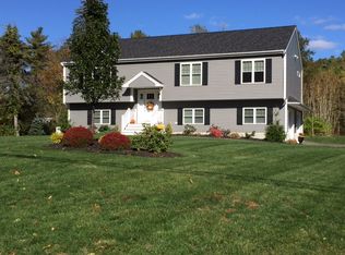 44 Standish St, Pembroke, MA 02359