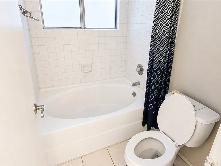 44 Fantasia Ln — Photo 10