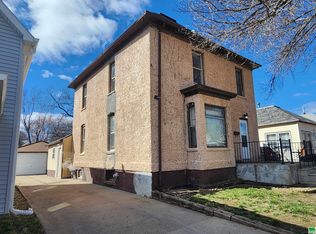 4429 Garfield St, Sioux City, IA 51108