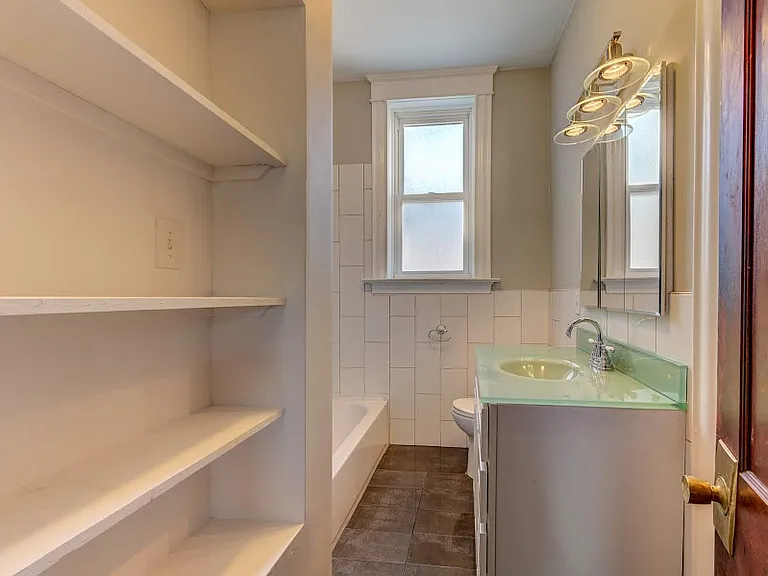 5779 Pershing Ave — Photo 23