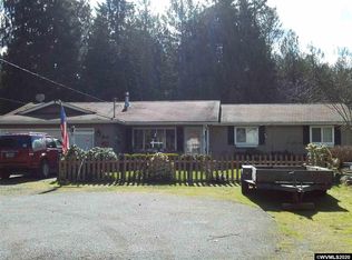 183 Cedar Ln, Gates, OR 97346