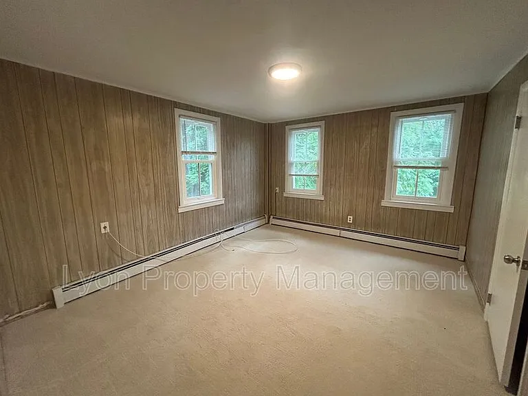 12 Oil Mill Ln #2-2A — Photo 6