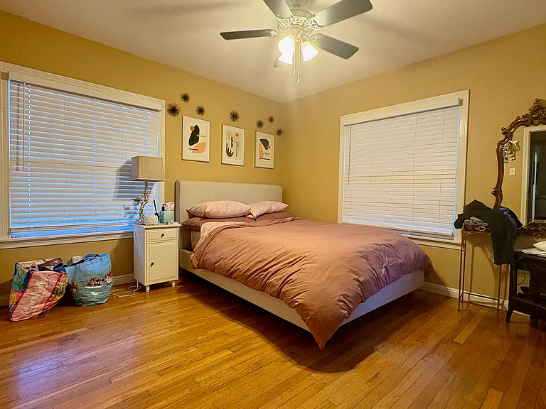 2420 Hartford Rd — Photo 10