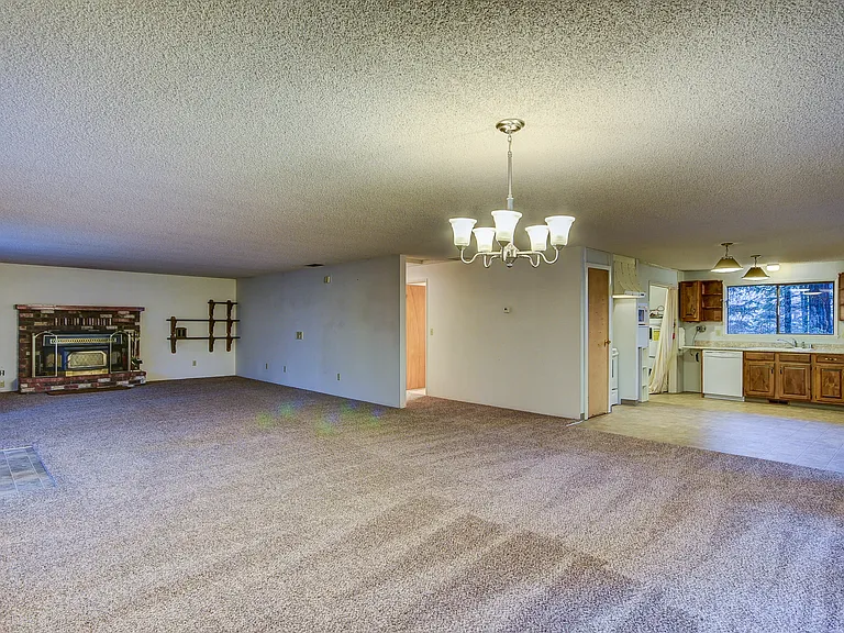 2317 Wellman Pl — Photo 7