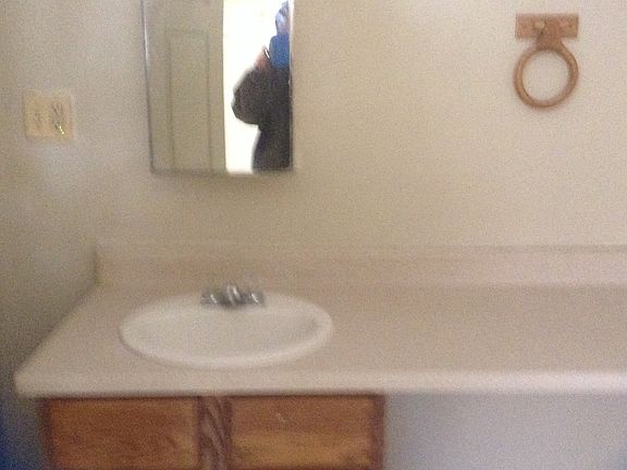 3rd image of 1154 McKinley Ave