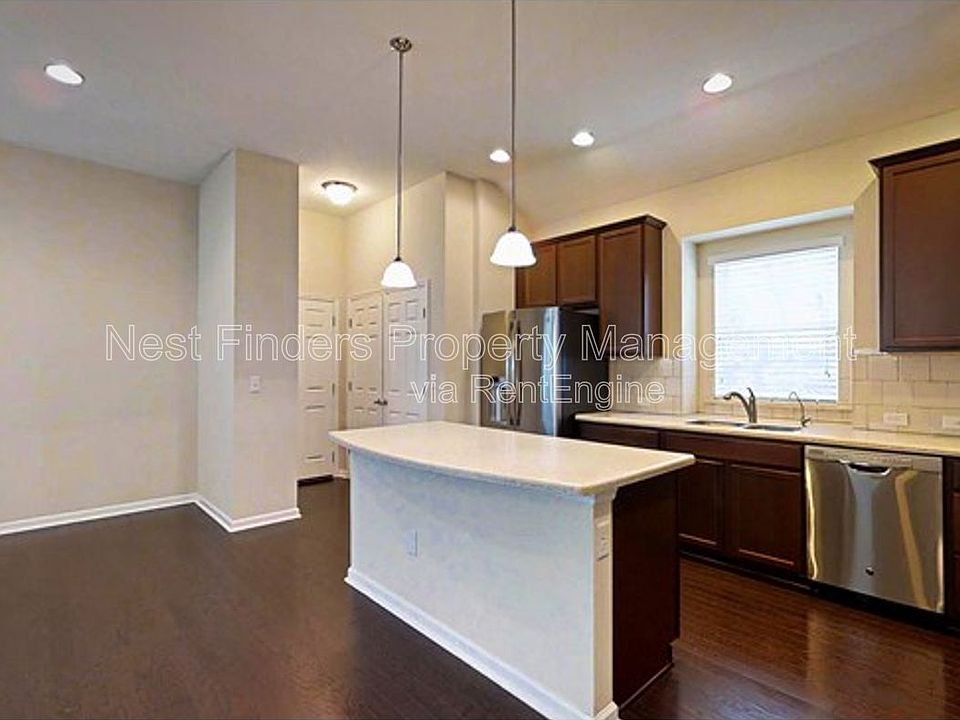 1st image of 42 Charter Cir