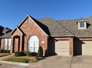 1621 Masters Dr, Desoto, TX 75115