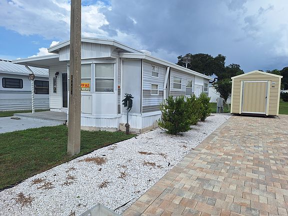 3rd image of 37251 Chancey Rd #207