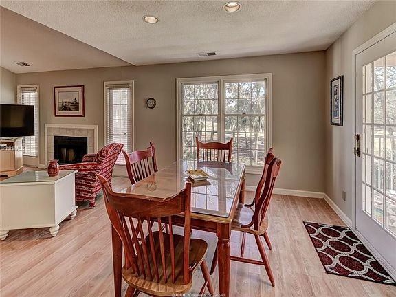 4th image of 70 Shipyard Dr APT 210