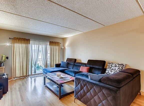 5th image of 2919 N Harlem Ave APT 316