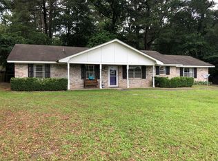 1019 SW Stallings Dr, Nacogdoches, TX 75964