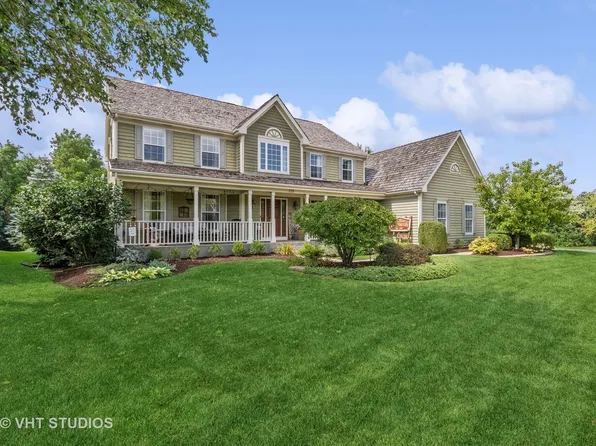 119 Bridle Path Ln, Fox River Grove, IL 60021