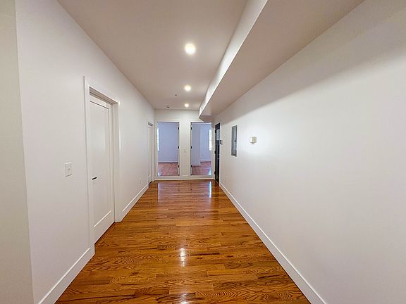 4th image of 515 Broadway #205