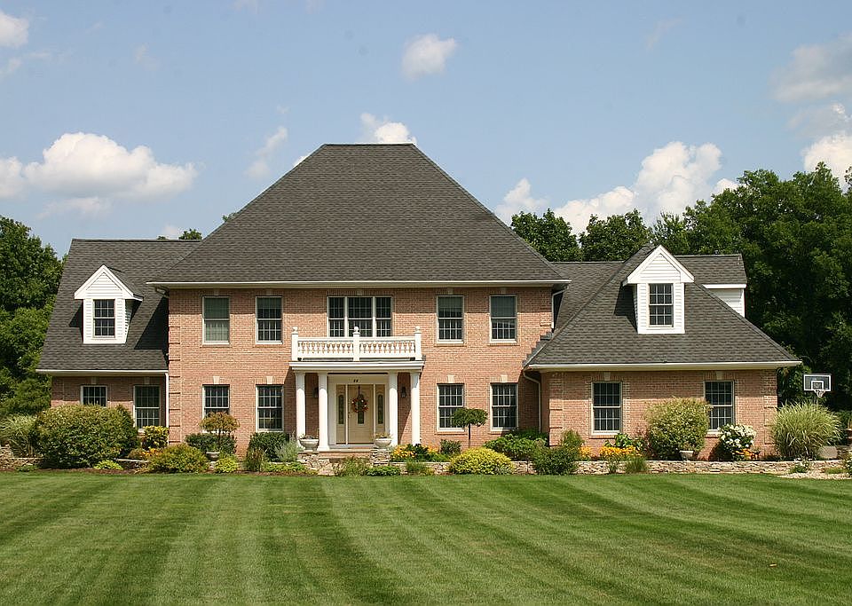 1st image of 28 Elihu Dr