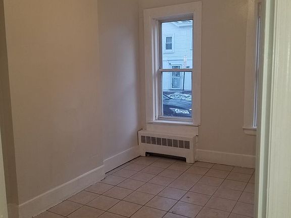 4th image of 230 1st St #1