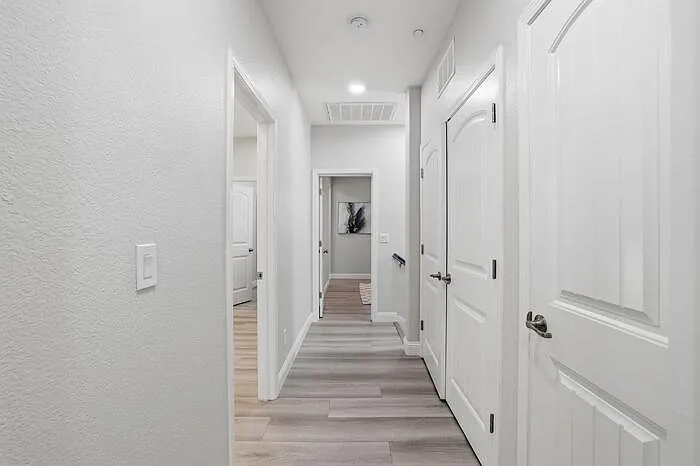3017 Village Park Dr — Photo 24