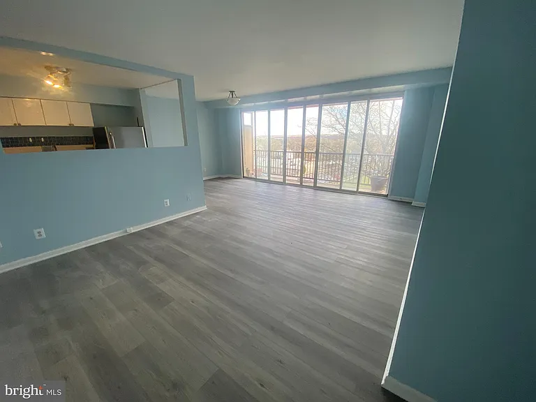 4410 Oglethorpe St #416 — Photo 6
