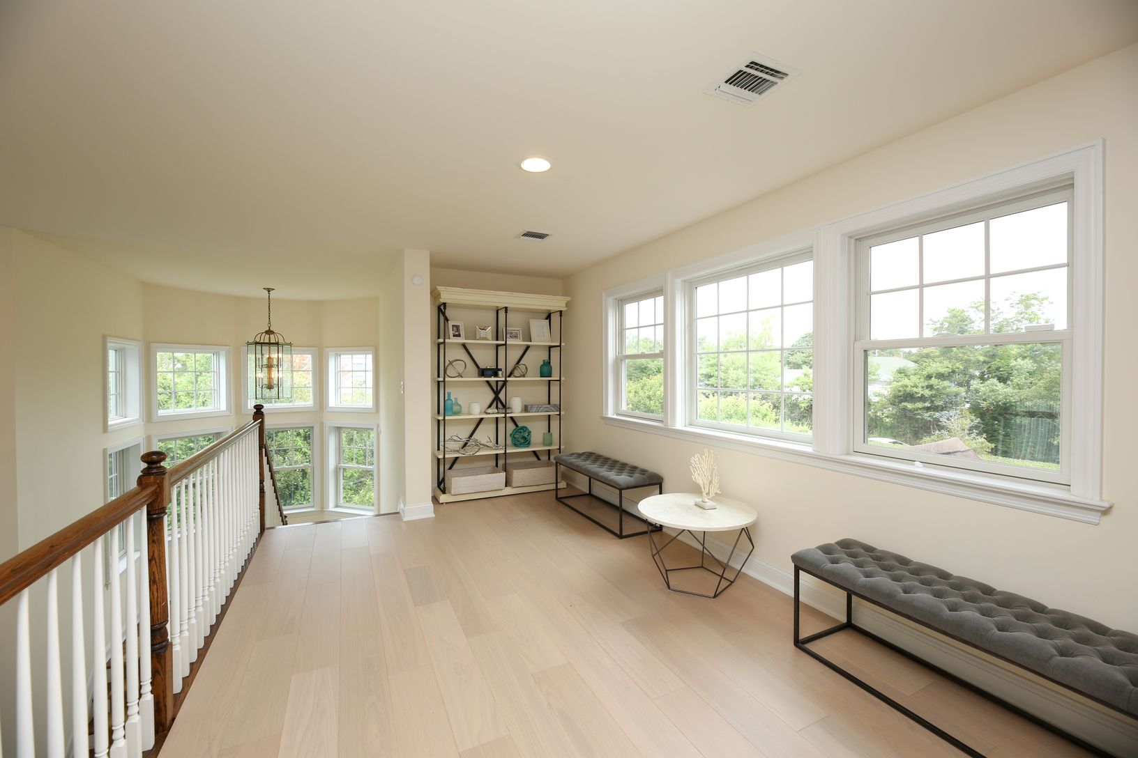  Beautifully Furnished