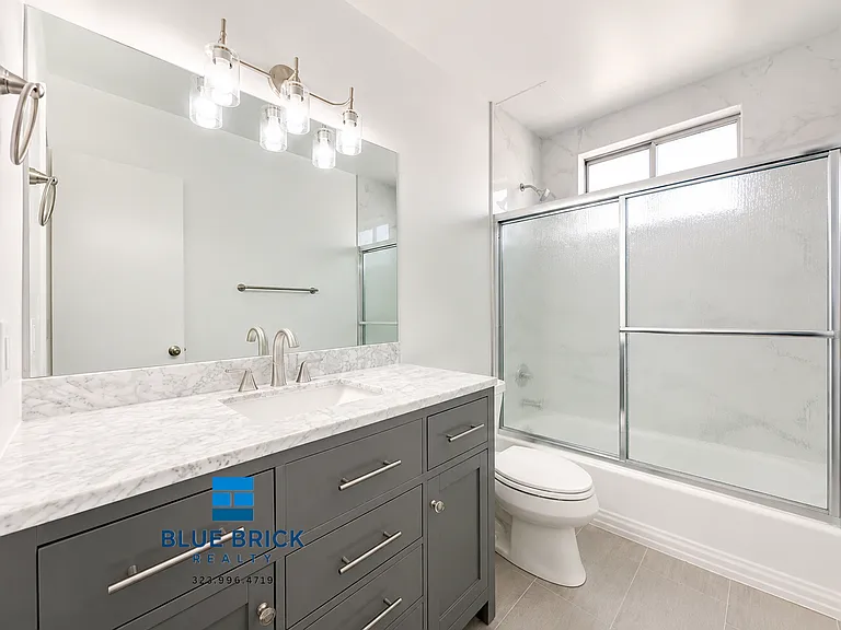 1411 N Curson Ave #2 — Photo 8