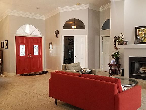 5th image of 6011 NW 63rd Pl