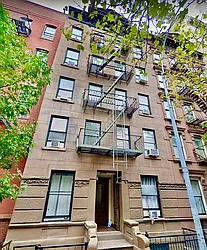 Rented by LJ Sloane Management