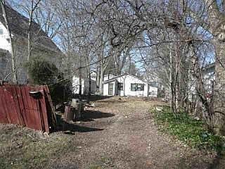 2nd image of 408 Powers Ave