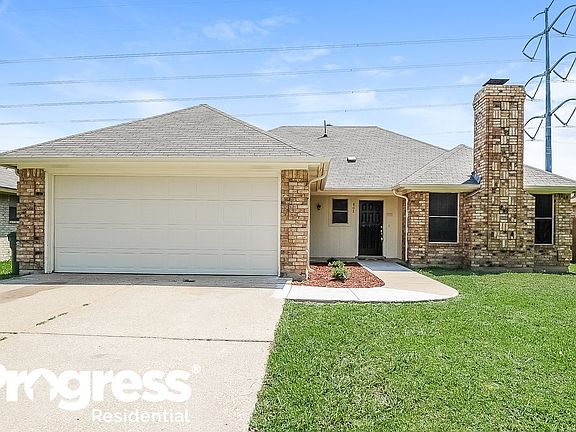 2nd image of 802 Xavier Dr