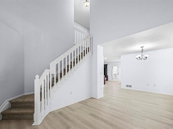 3rd image of 4821 N Silverlace