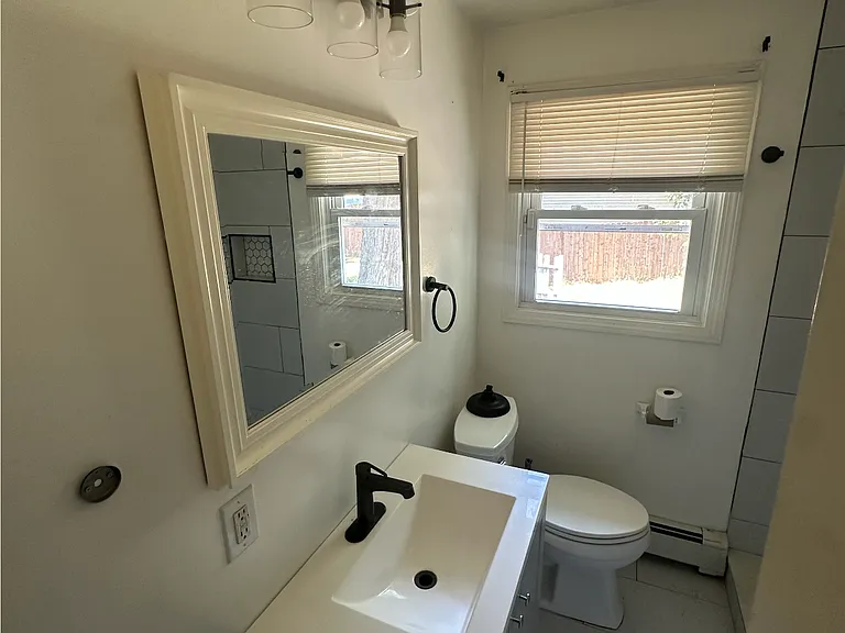 30 Wentworth St — Photo 5