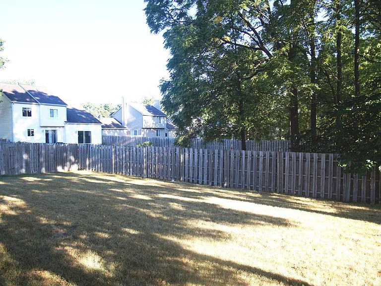 3056 E Lake Lansing Rd — Photo 7