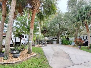 190 Longhorn Dr, Lake Wales, FL 33898
