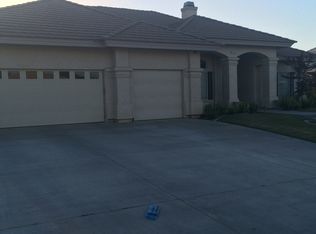 8109 Rockhampton Dr, Bakersfield, CA 93313