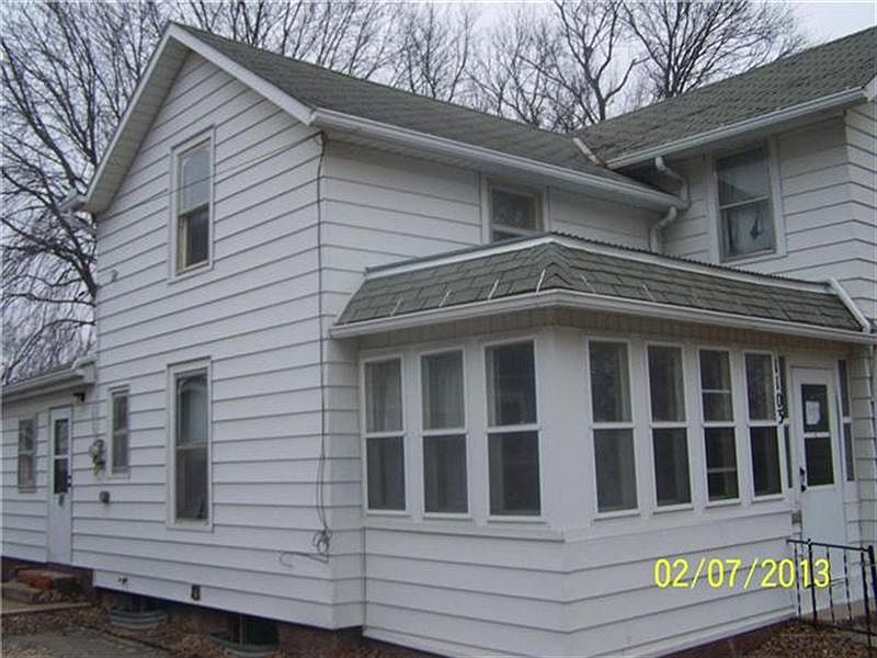 1st image of 1103 Lake St