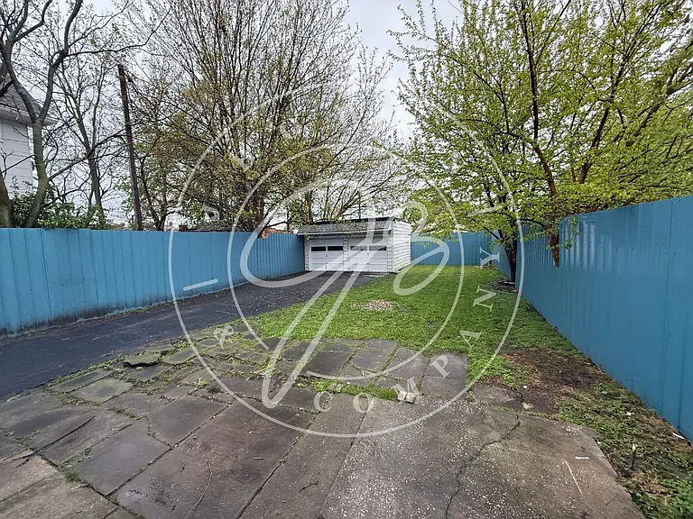 346 Parker Ave — Photo 5