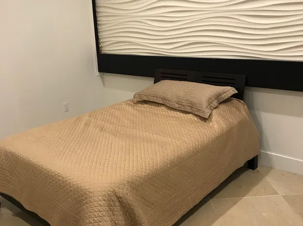 (undisclosed Address), Doral, FL 33178