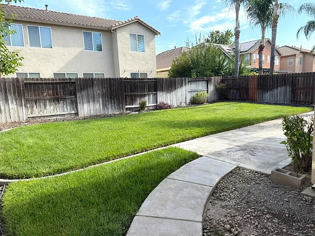 2429 Kiska Dr — Photo 11