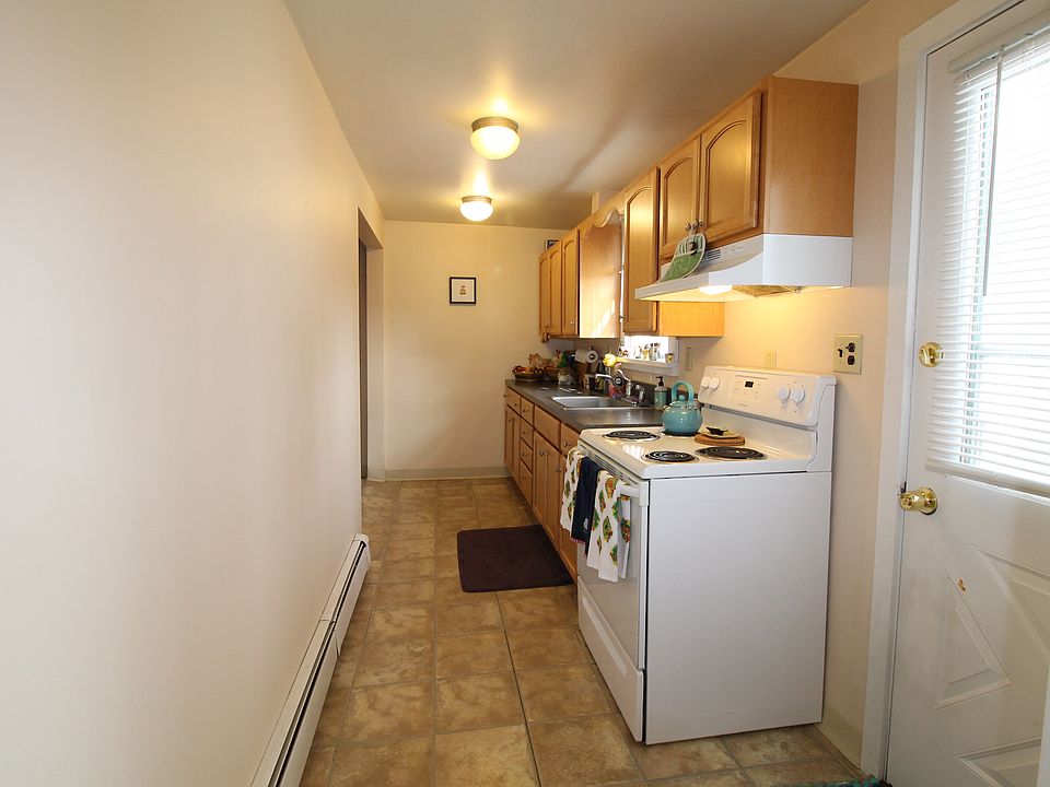 1st image of 12 Verdi St