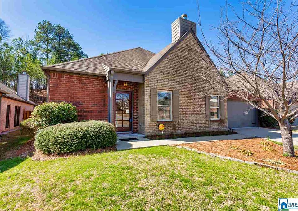 1st image of 209 Chesser Park Dr