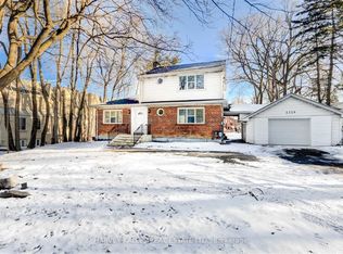 2729 Bayview Ave, Toronto, ON M2L 1C3