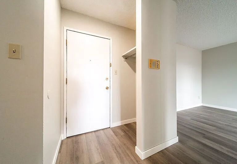 14404 88a St NW #213 — Photo 5