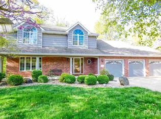 107 Fleur De Lis Ct, East Peoria, IL 61611