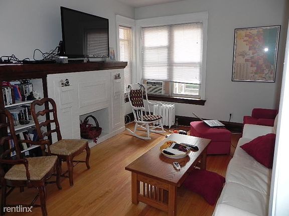 3rd image of 4109 N Ashland Ave APT 3N
