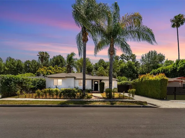 18352 Bessemer St, Reseda, CA 91335