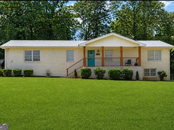 1611 Carlton Ave, Stone Mountain, GA 30087