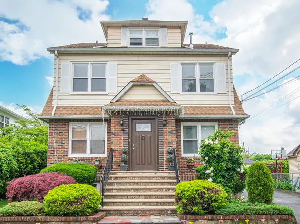 166 Speer Ave Floor 2, Clifton, NJ 07013