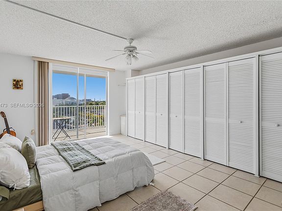 5th image of 2851 NE 183rd St APT 502E