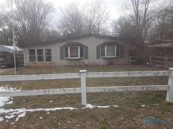 6107 Harvest Ln, Toledo, OH 43623