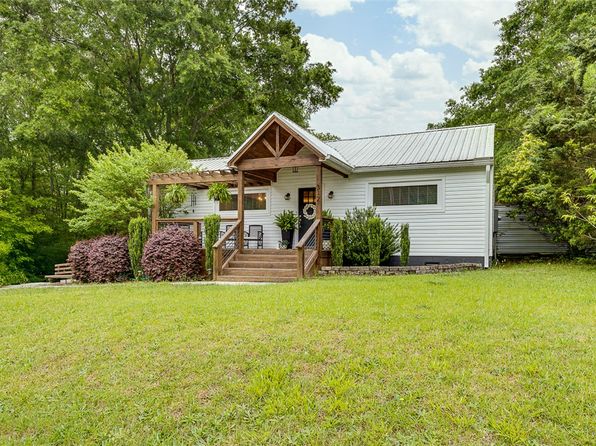 312 Harris Ave, Belton, SC 29627